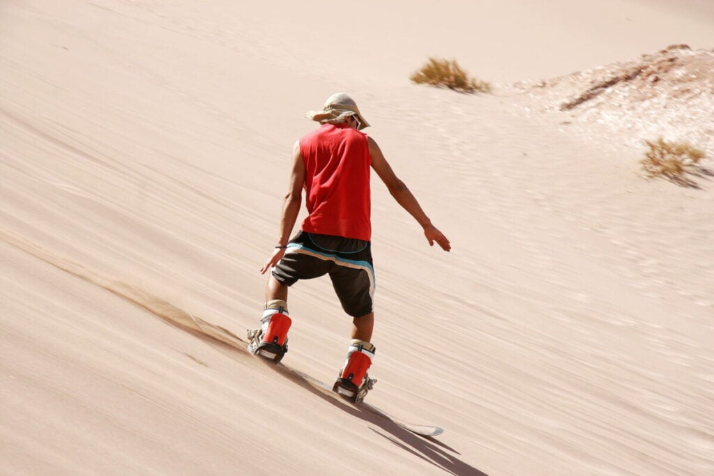 Sandboarding Peru